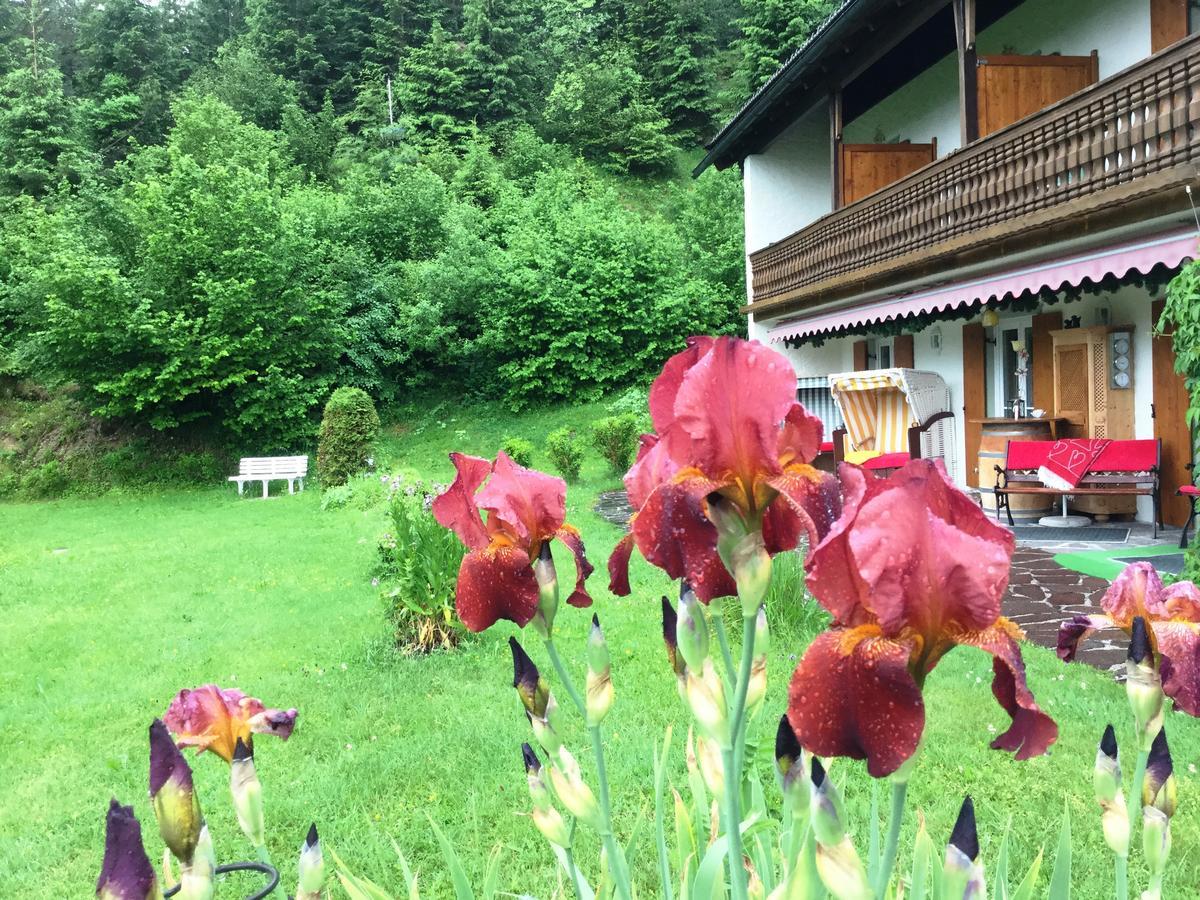 Baeckeralm - B&B 16 + Mittenwald Exterior photo